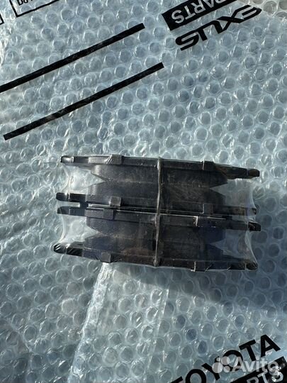 Тормозные колодки задниетойота камри 70,75