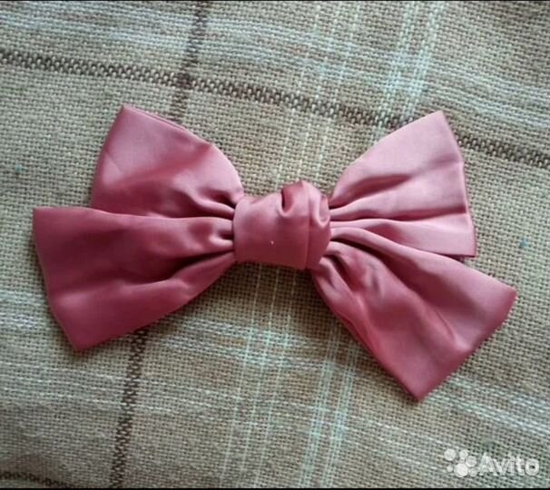 Бант-заколка