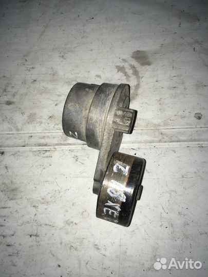 Ролик натяжной 55563512 Opel Astra J