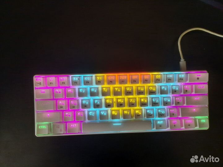 Игровая клавиатура механика 60