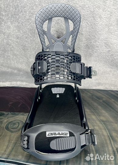 Крепления для сноуборда Drake Fifty 21/22