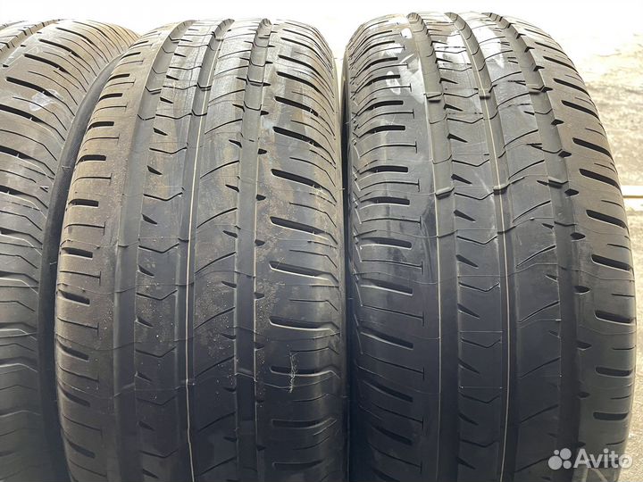 Bridgestone Ecopia EP300 215/60 R16