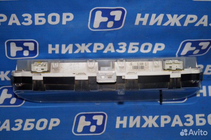 Панель приборов Mazda 6 GG 2.0 LF 2004