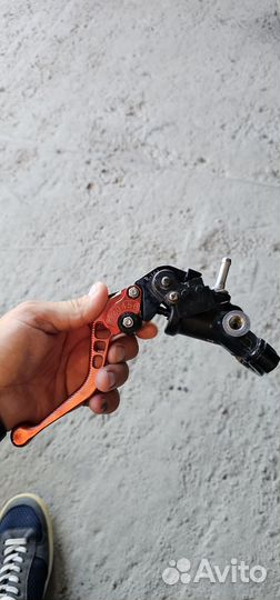 Машинка переднего тормоза брембо