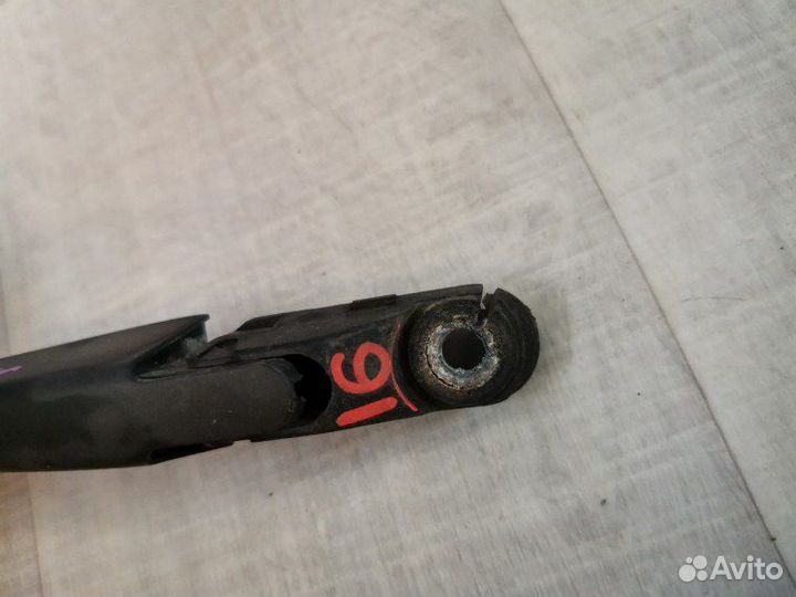 Поводок стеклоочистителя задний Renault Duster 1