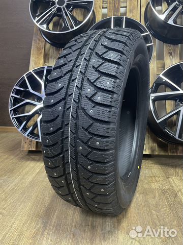 Bridgestone Ice Cruiser 7000S 235/65 R17 108T
