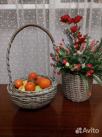 Кашпо и корзинки из ротанга