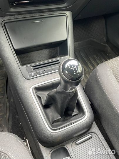 Ручка кулисы МКПП Volkswagen Tiguan 1