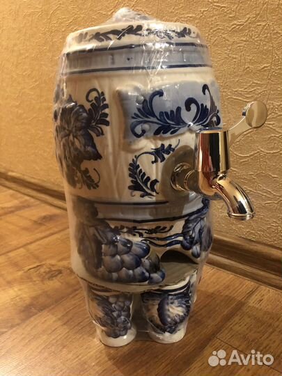 Чайник-самовар с чашками (новый)