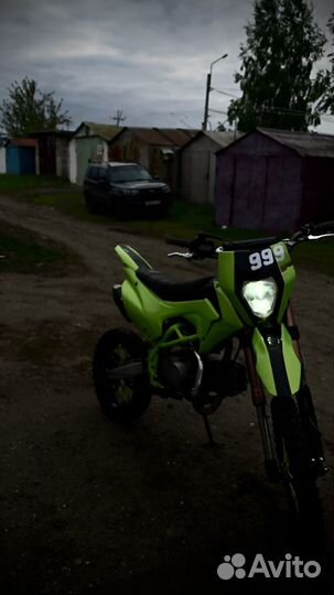 Apex 125E