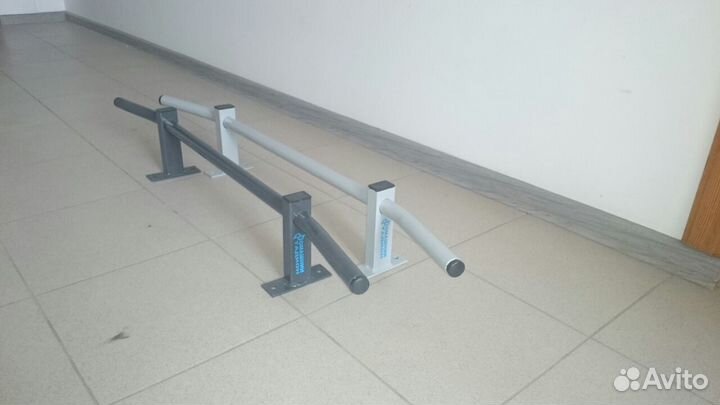 Турники и брусья