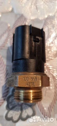 1J0959481A skoda датчик включения вентилятора