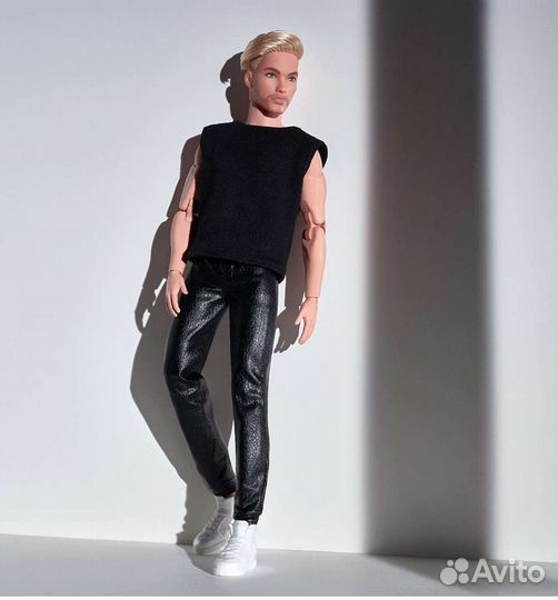 Кукла Барби Barbie looks ken