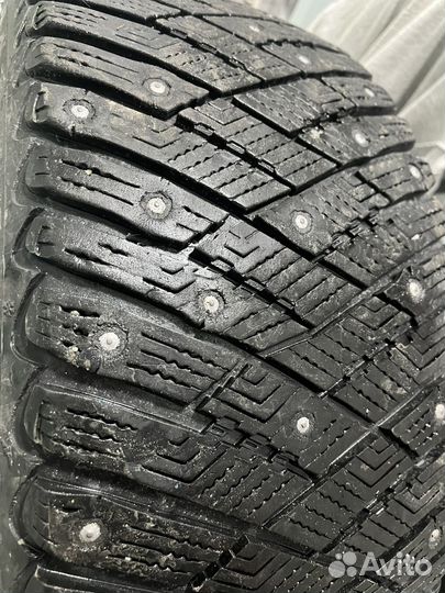 Goodyear Cargo Ultra Grip 245/45 R17 99T