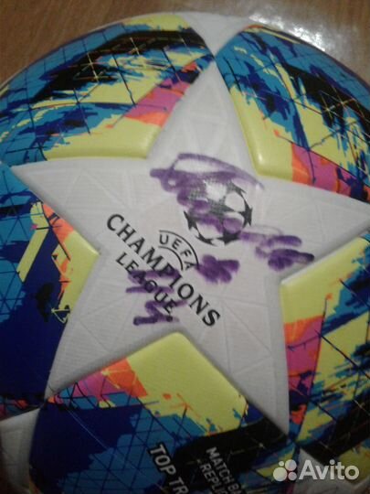 Футбольный мяч Adidas оригинал с автографами игрок