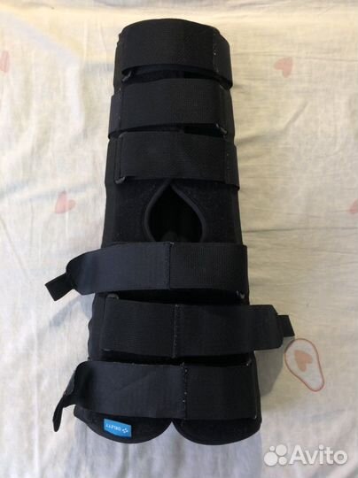 Коленный ортез