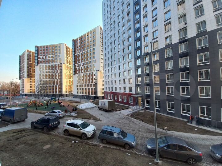 2-к. квартира, 43 м², 2/17 эт.