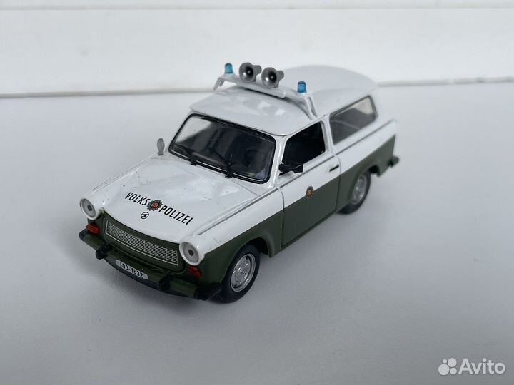 Полицейские машины мира 1:43