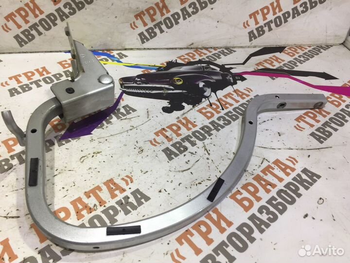 Фольксваген Поло Петля багажника левая Лев