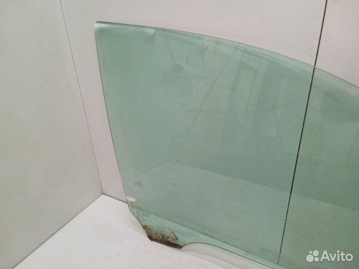 Стекло двери передней правой Infiniti Qx56 JA60