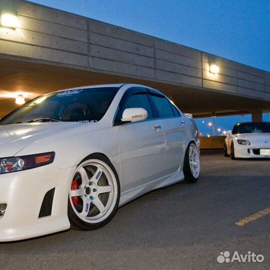 Накладки на пороги для Хонда Аккорд 7 2002-2008г.в