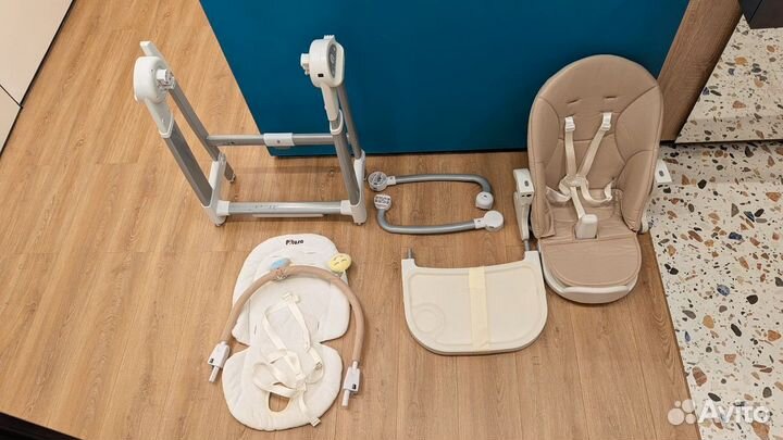 Стул для кормления Pituso Triola 3 в 1