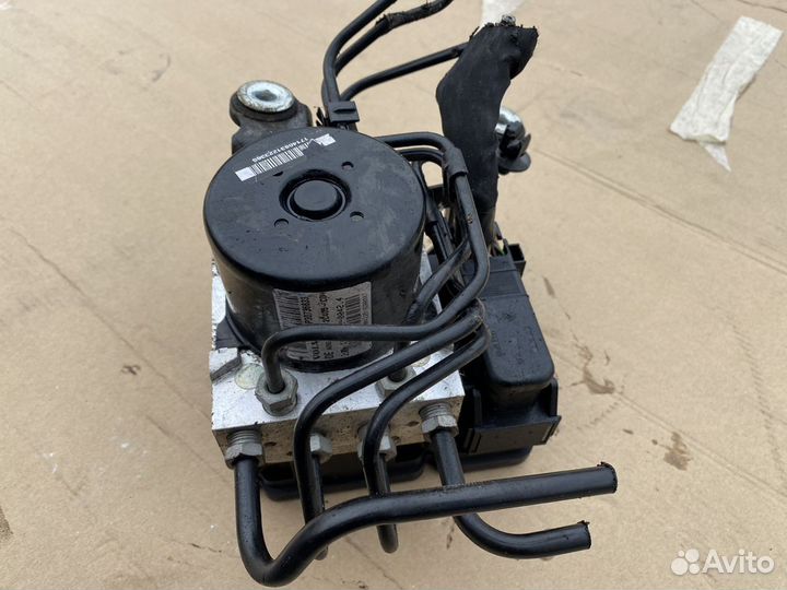 Блок ABS (насос) Volvo S60 II (2010-2013)