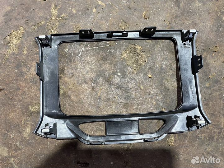 Переходная рамка Лада Икс Рей