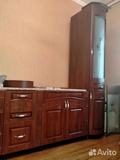 Кухонный шкаф