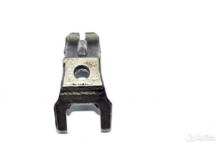 Крепление топливной форсунки mercedes-benz Actros