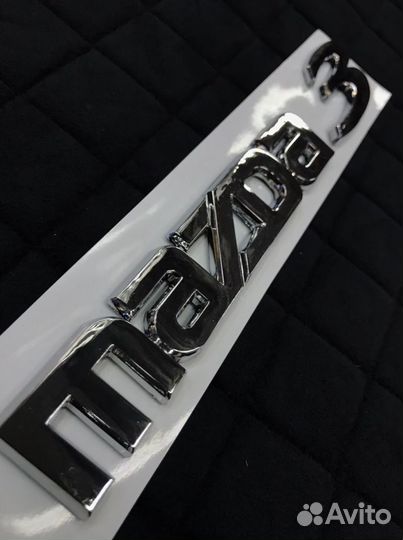 Шильдик на багажник Mazda 3