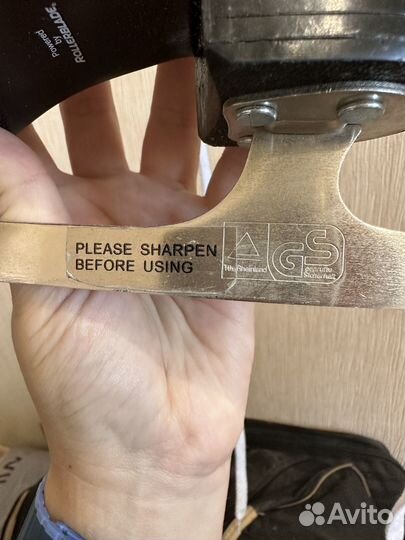 Продам фигурные коньки