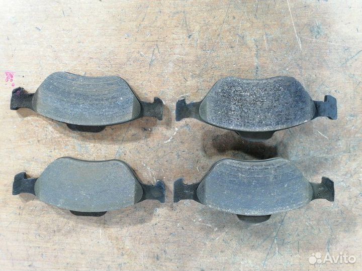 Тормозные колодки переднее Mazda Demio DY3W zjve