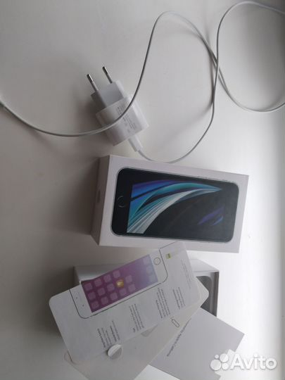 iPhone SE (2020), 64 ГБ