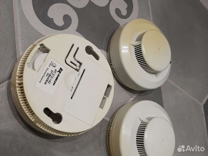 Извещатель пожарный дымовой