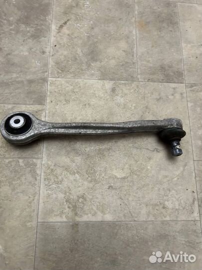 Рычаг передний левый верхний audi A8 D4 2010-2017