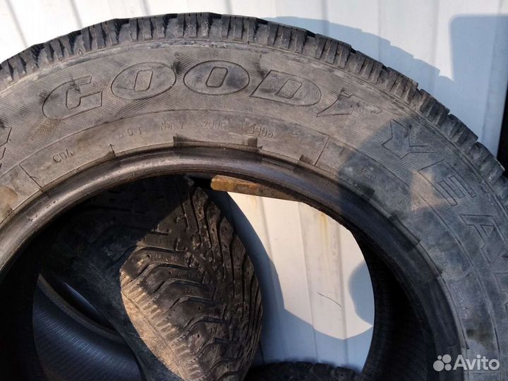 Goodyear Altimax Nordic 215/65 R16