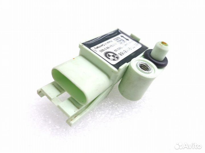 Датчик удара передний правый Bmw 5-Series E60 2.5