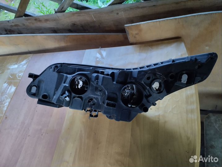 Фара citroen c4 правая