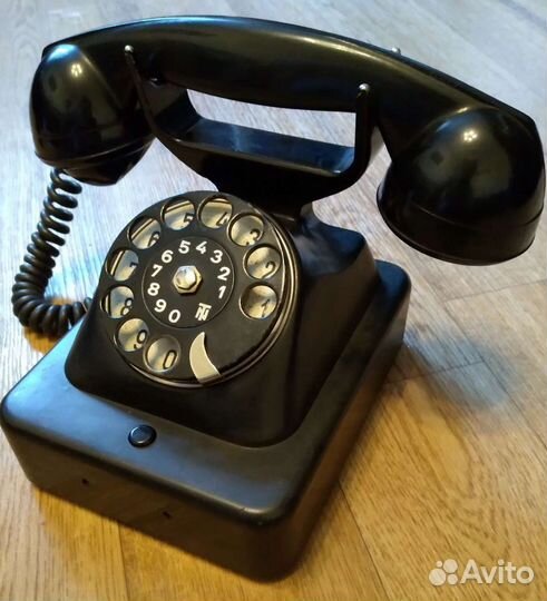 Телефон