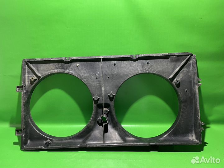 Диффузор вентилятора Volkswagen Transporter T4