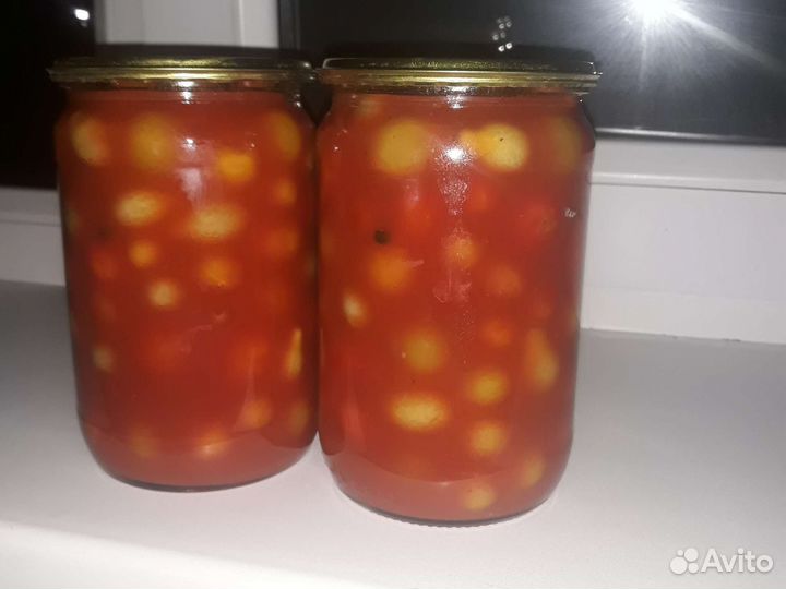 Фруктовое пюре, компоты, соленья и салаты на зиму