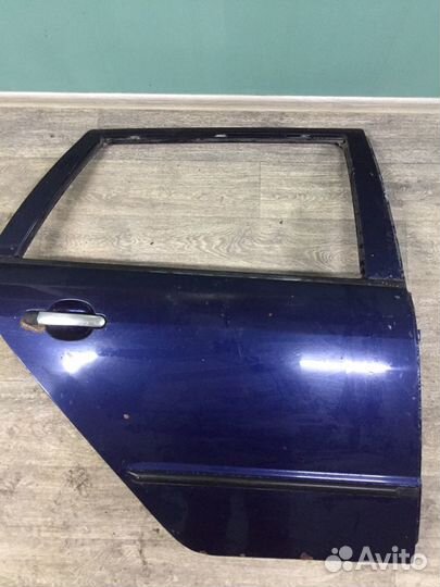 Дверь задняя правая Шкода Фабия 1