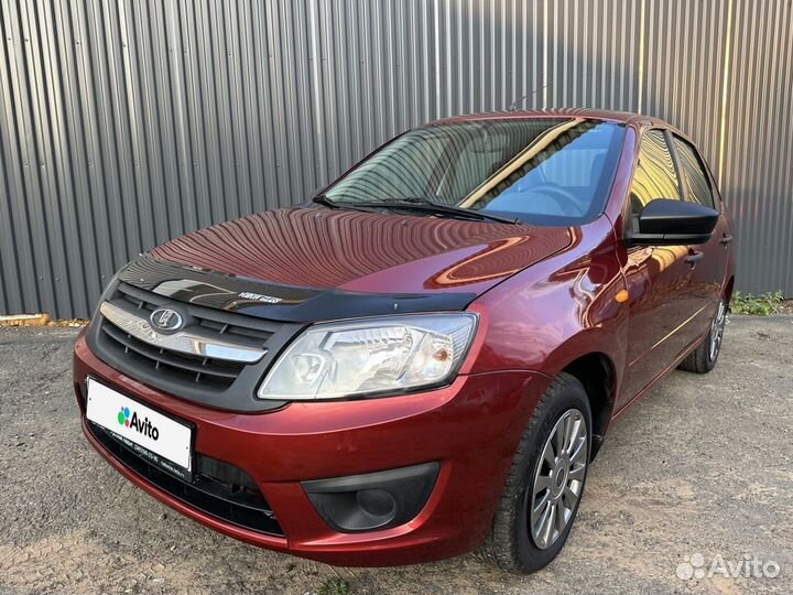 LADA Granta 1.6 МТ, 2017, 138 000 км