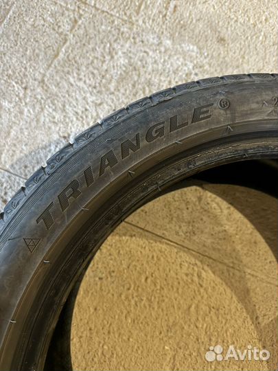 Triangle Snowlink TWT02 225/45 R18