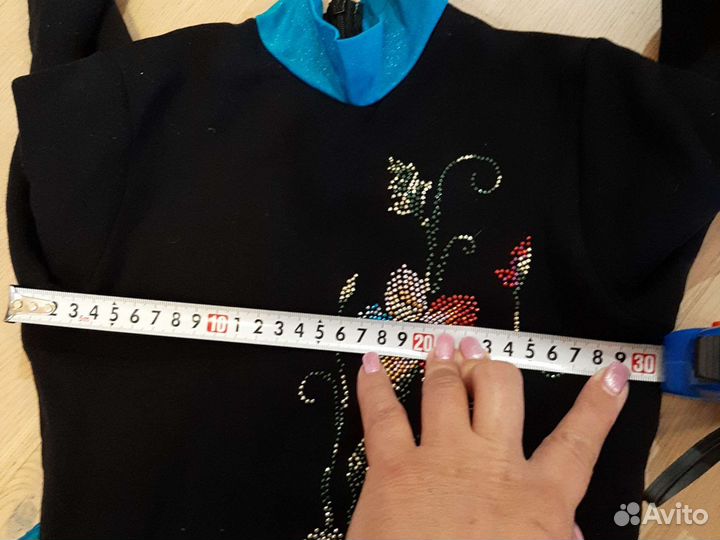 Костюм для фигурного катания