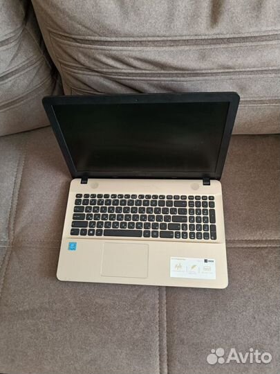 Asus в хорошем состоянии 4gb