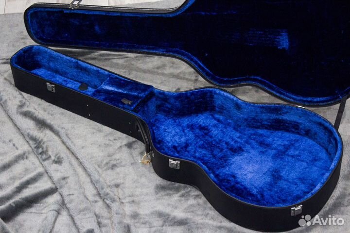 Жесткий Кофр / Кейс для Акустической Гитары