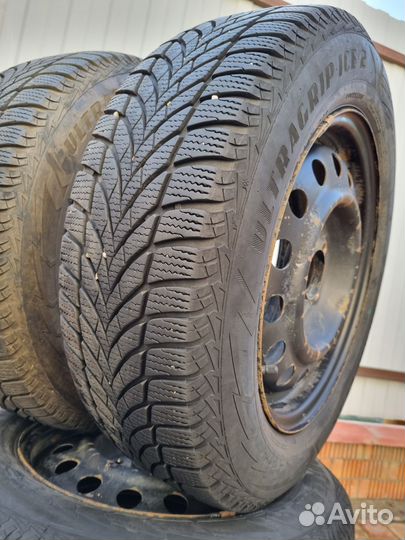 Колеса шины R15 Goodyear ultragrip ice 2
