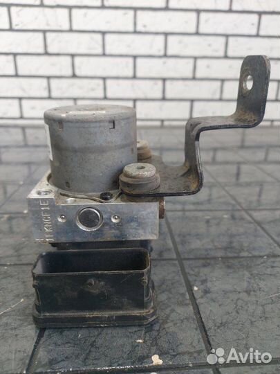 Блок абс (Насос) Ssangyong Actyon New D20DTF 2011